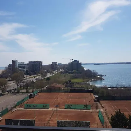 Velier 38 And 49 Daire *