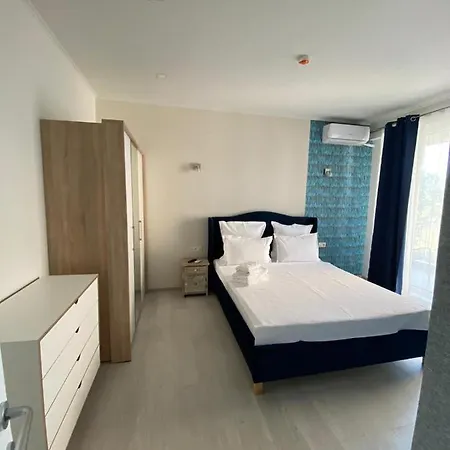 Velier 38 And 49 Mamaia